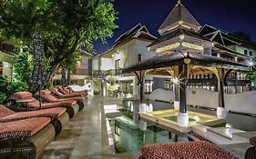 ปุรีปัน ไฮด์อะเวย์